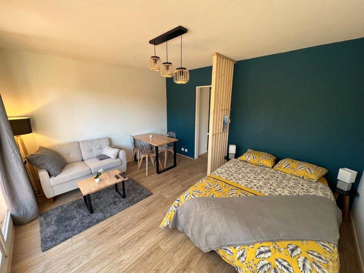 - La Parenthese Valognaise Apartment